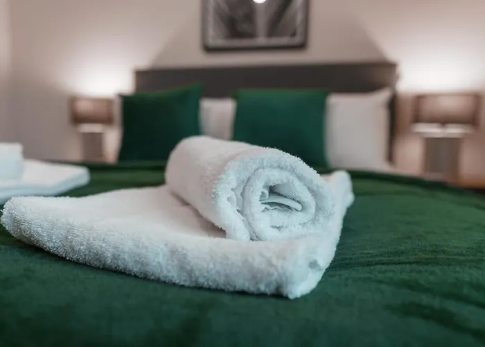 Modern 2 Bed Apartment In Manchester - Sleeps 4