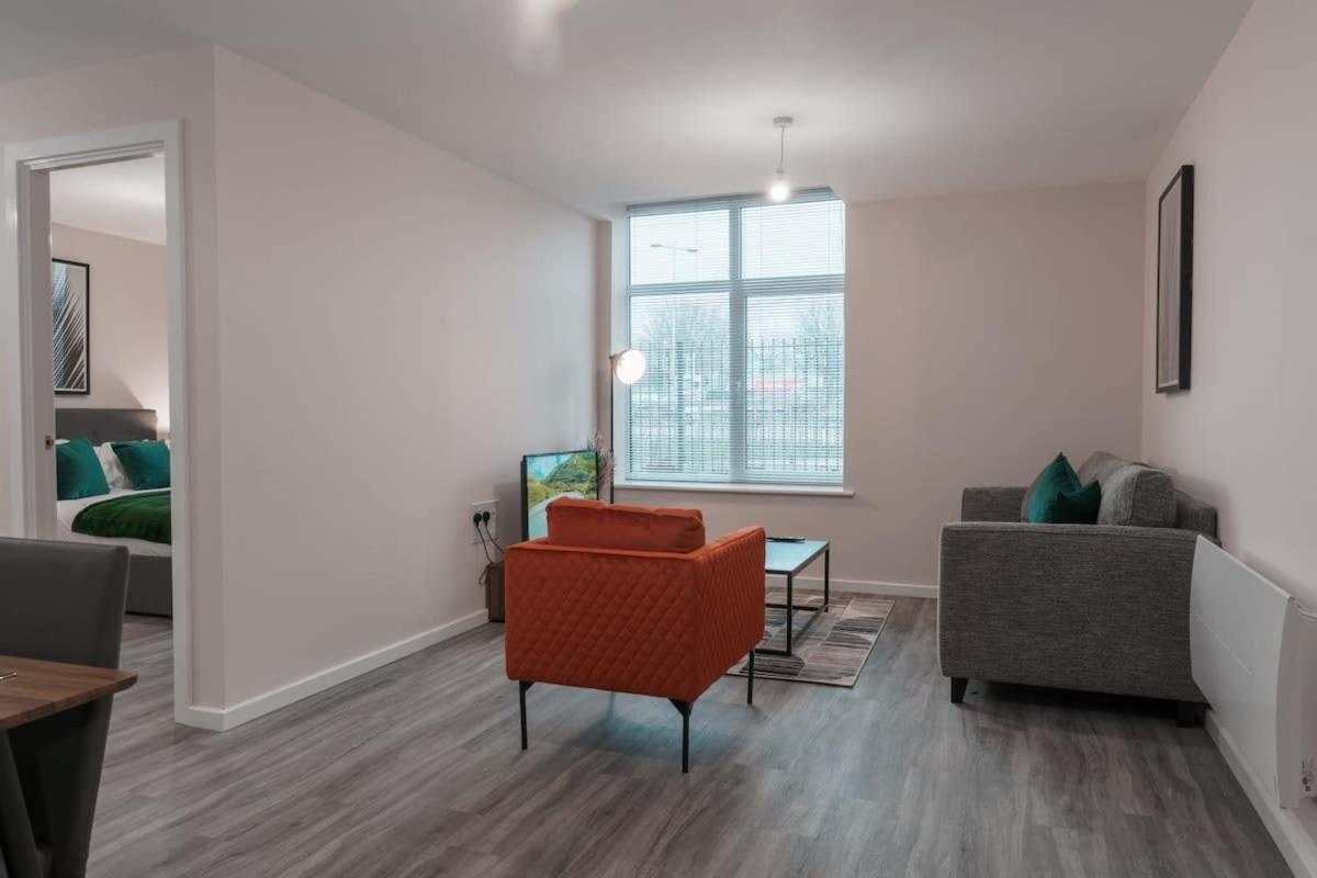 Modern 2 Bed In - Sleeps 4 Appartamento *
