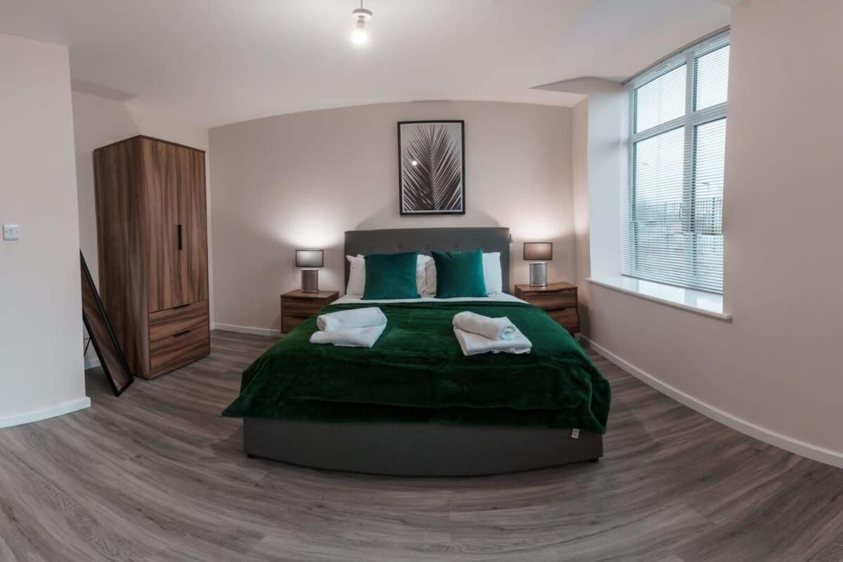 Modern 2 Bed In - Sleeps 4